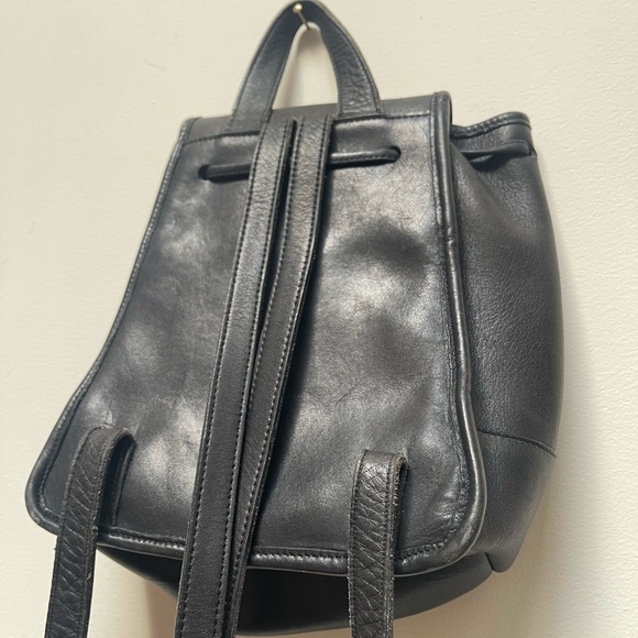 Vintage Leather Coach Mini Backpack drawstring bag with brass hardware circa ‘97 - Picture 6 of 11